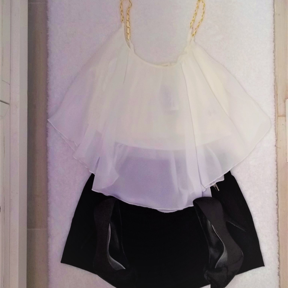 NWOT Poetry White Crop Top Size Small